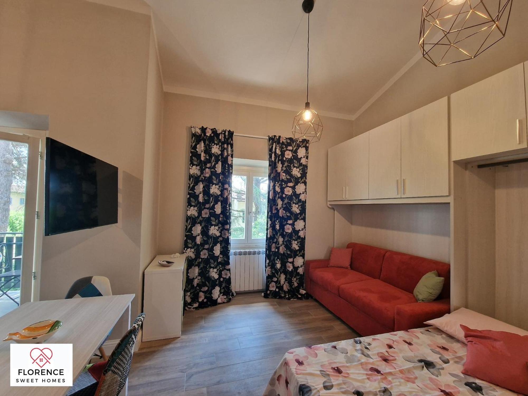 Lella Apartment With Free Parking By Florence Sweet Homes Ngoại thất bức ảnh