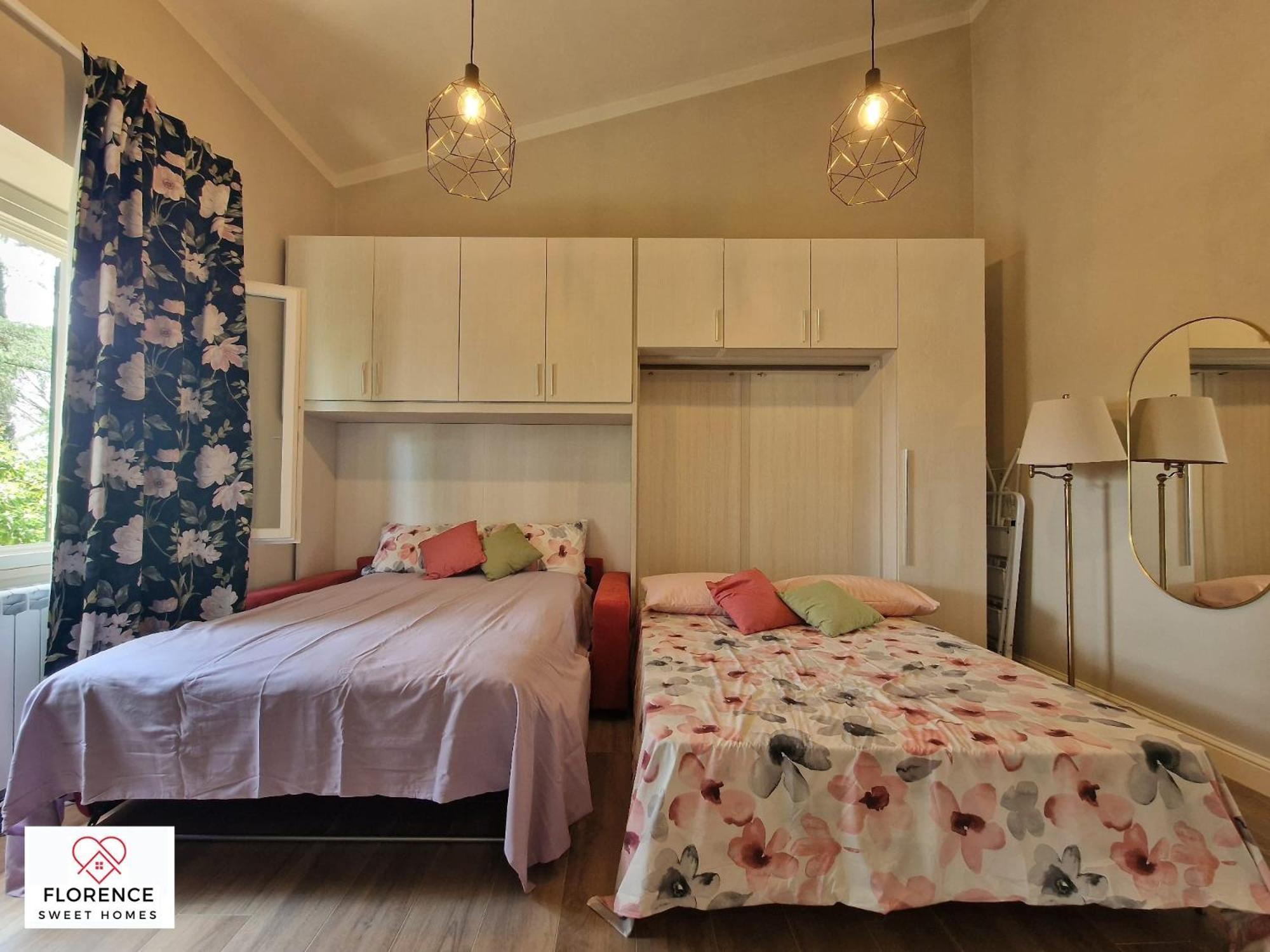 Lella Apartment With Free Parking By Florence Sweet Homes Ngoại thất bức ảnh