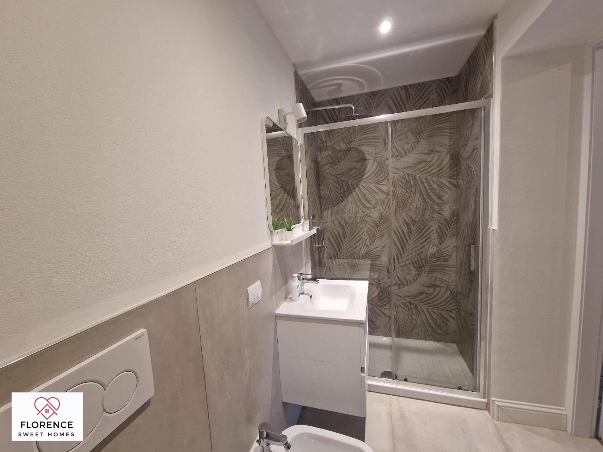 Lella Apartment With Free Parking By Florence Sweet Homes Ngoại thất bức ảnh